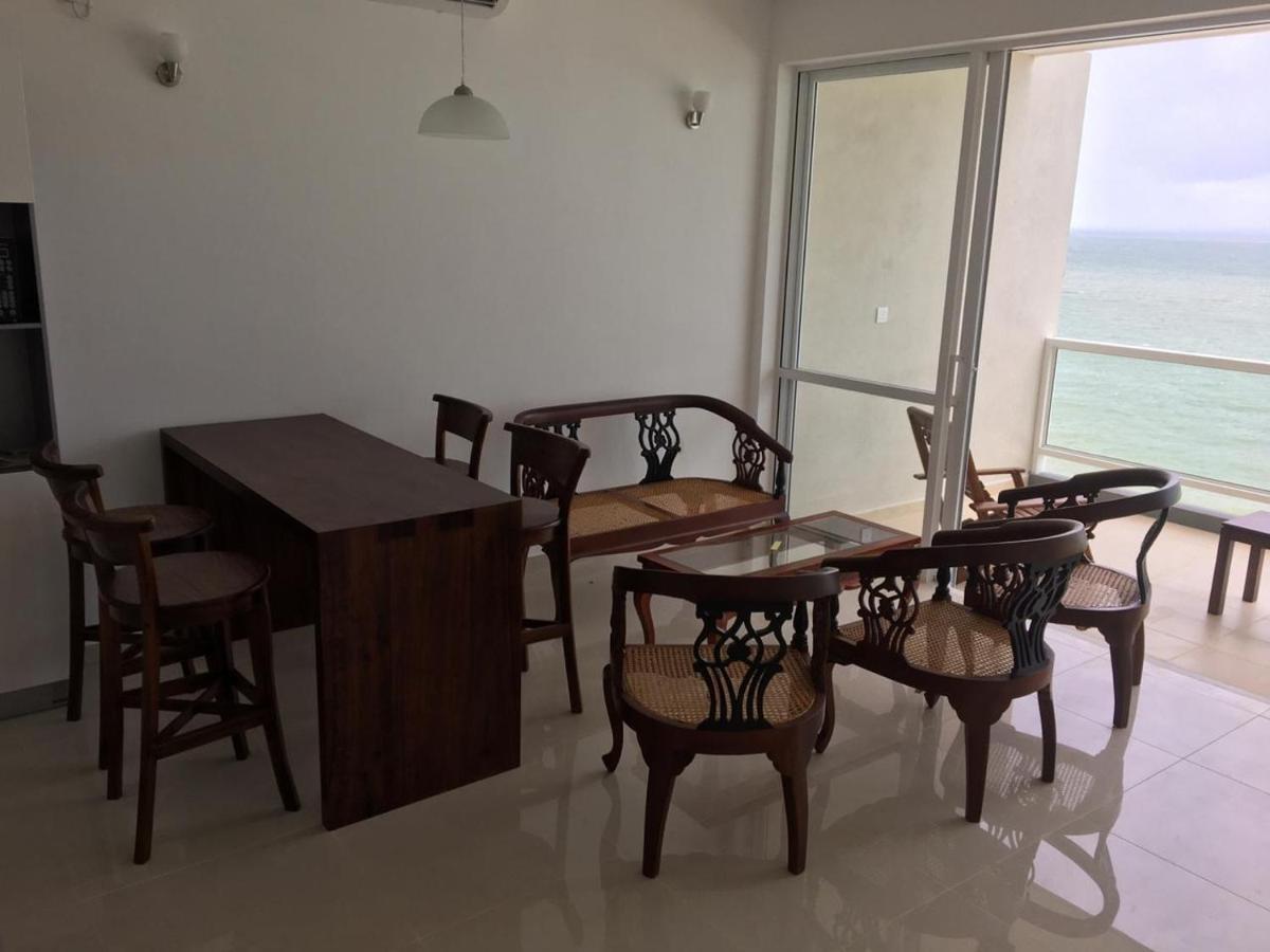 Apartament Aqua Vista Uswetakeiyawa Zewnętrze zdjęcie